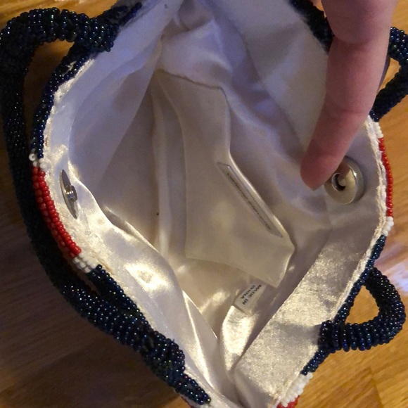 Valerie Stevens small beaded Union Jack purse. - Picture 4 of 5